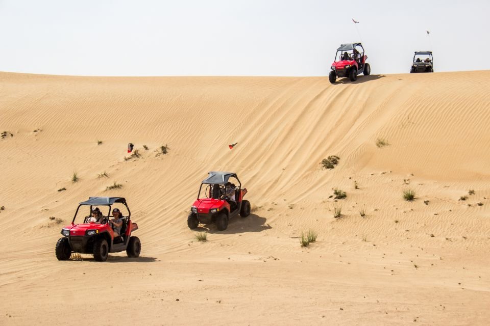Dubai'de En Üst Düzey Kum Arabası Deneyimi 2026