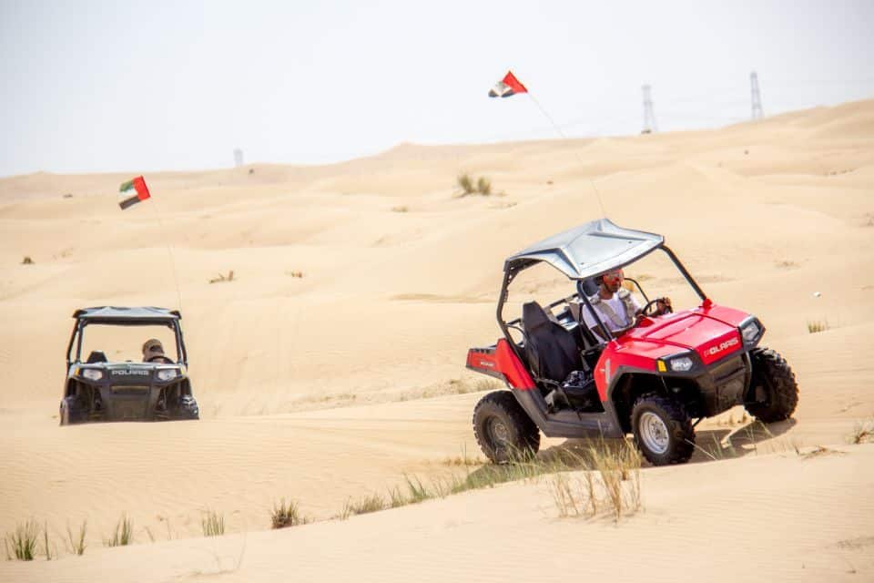 Dubai'de En Üst Düzey Kum Arabası Deneyimi 2026