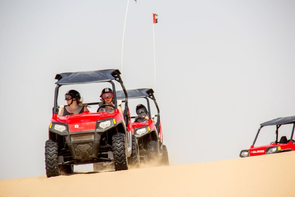 Dubai'de En Üst Düzey Kum Arabası Deneyimi 2026