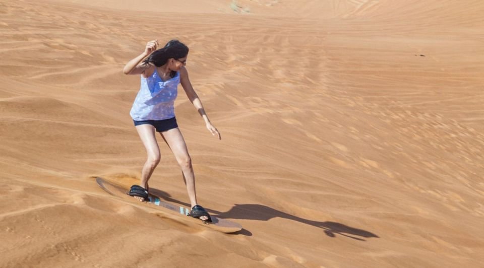Doświadczenie sandboardingu w Dubaju