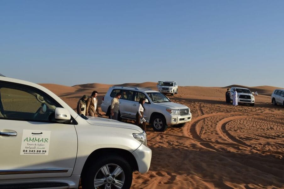 surf des sables à Dubaï ()